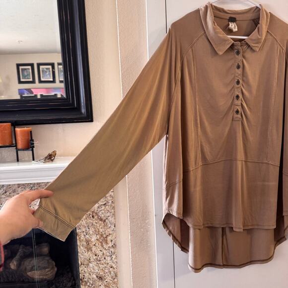 We The Free Beige Modal Blend Casual Oversized Button Down Women’s Shirt Small - Picture 3 of 5